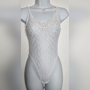 Elegant Lace Shapewear Bodysuit - White